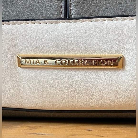 Mia K. Collection Shoulder Bag Gray White Faux Leather Tote Purse - Picture 8 of 8